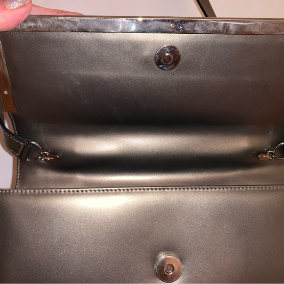 Salvatore Ferragamo Gancini Vintage gray top handle bag - Picture 2 of 11